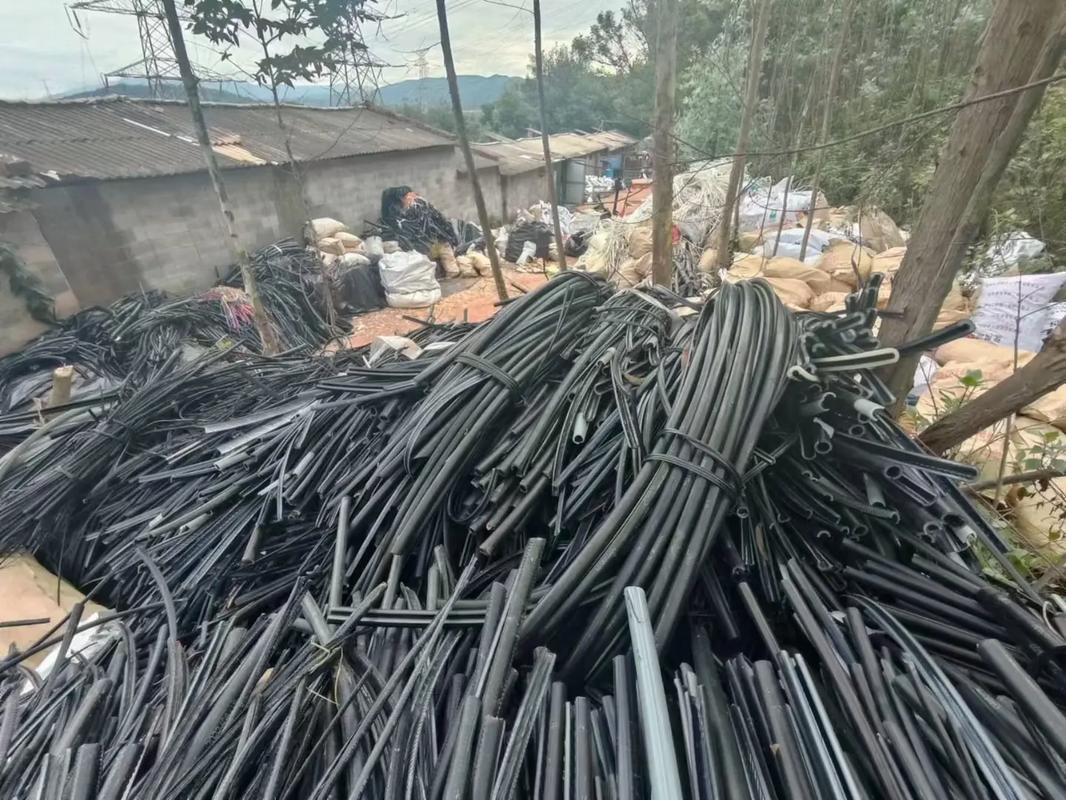 乌托邦传媒在线播放 媒线用户界面设计简约优雅