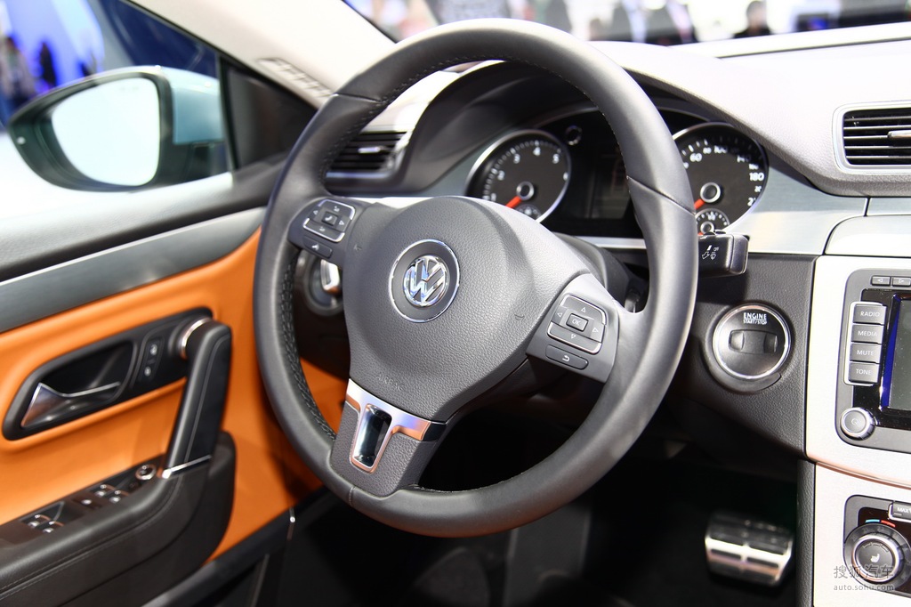 干cos美女视频 视频涉及服装、美女您好