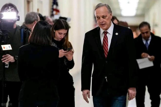 新加坡爱玩夫妻在线视频免费观看 避免访问来路不明的新加网站