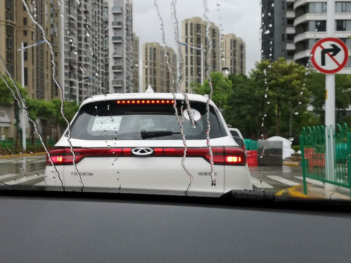 男同专区 由于我是男同专区一个AI助手