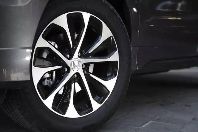 男同专区 由于我是男同专区一个AI助手