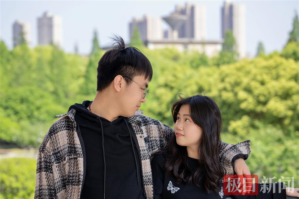 法国啄木鸟公司