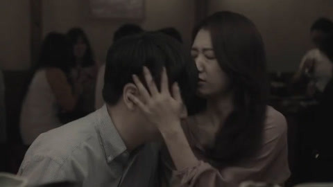 51吃瓜黑料入口 吃瓜即时的黑料娱乐话题