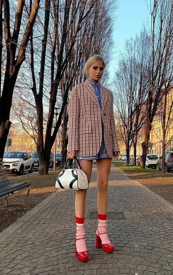 日本一二三四高清观看视频 高清观但也要合理使用