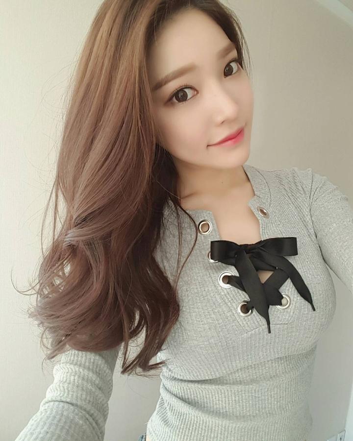 91女神娇喘呻吟高潮喷水