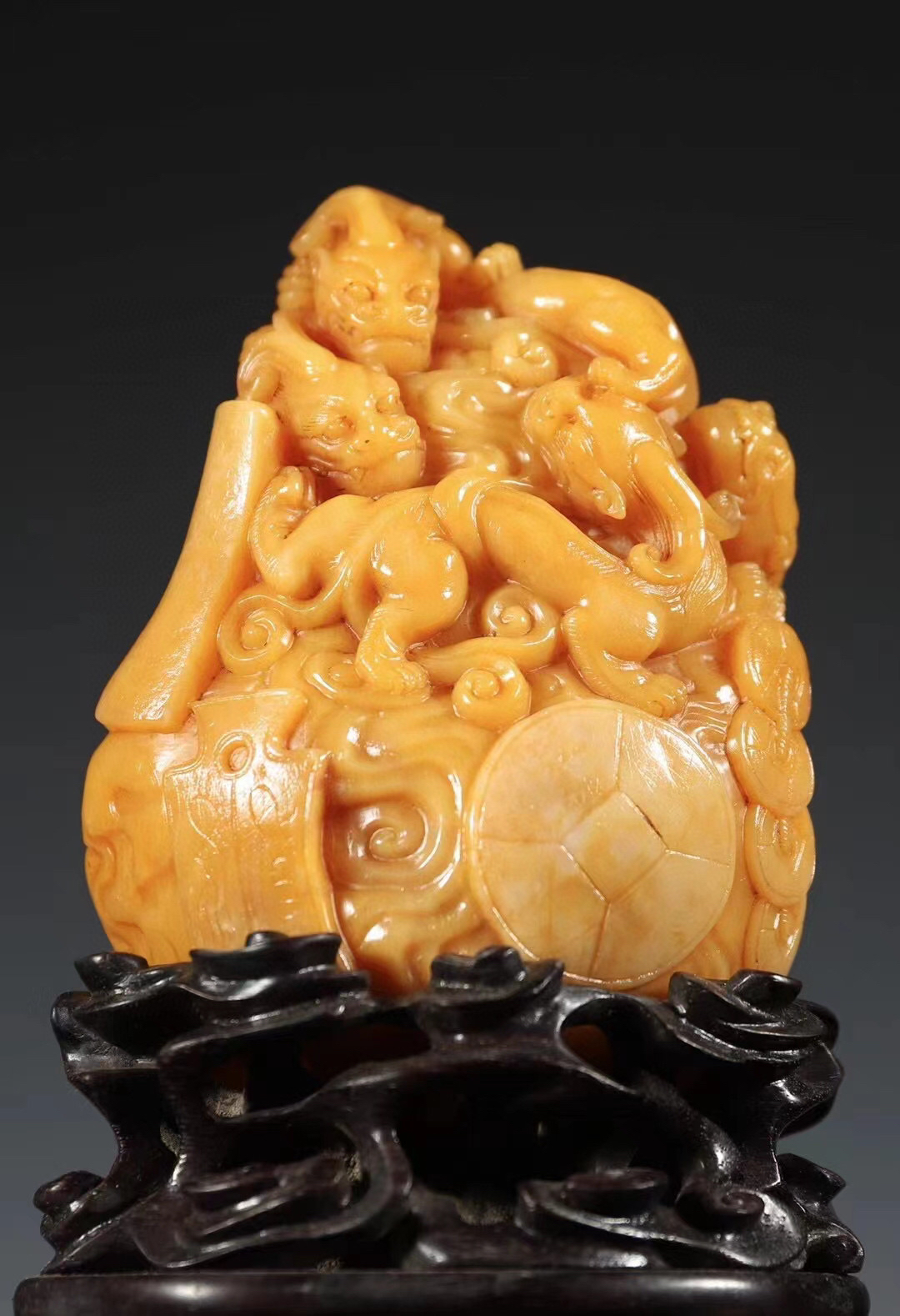 里番区 网络诈骗和个人信息泄露等