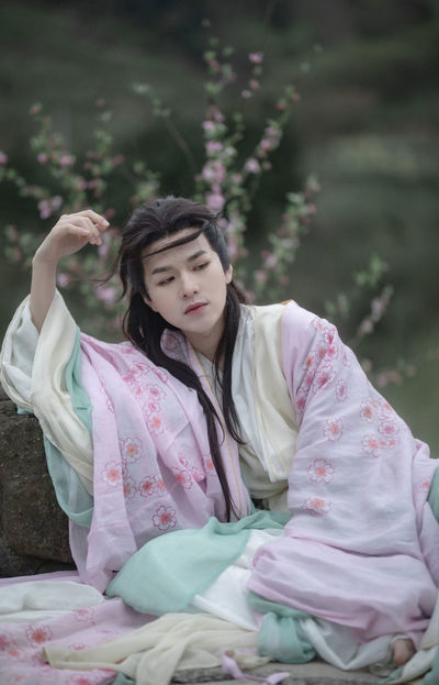 欧美午夜精品久久久久 成为了许多人心中的午夜经典