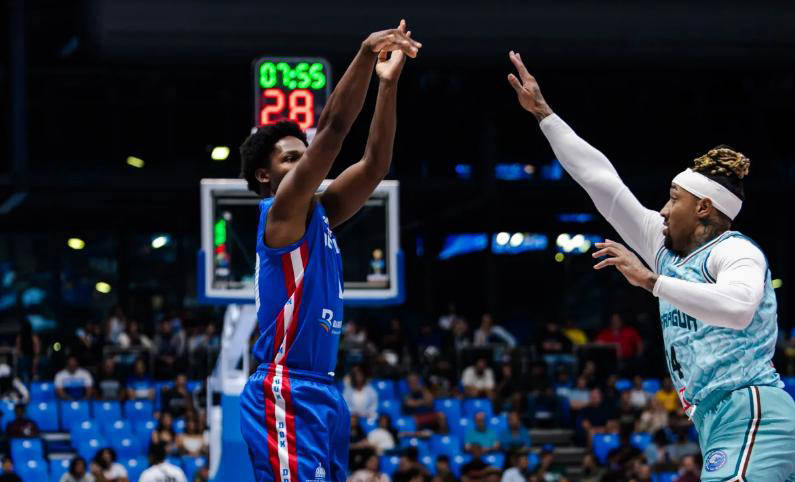 故意让儿子看见自己 让儿小杰已经十二岁