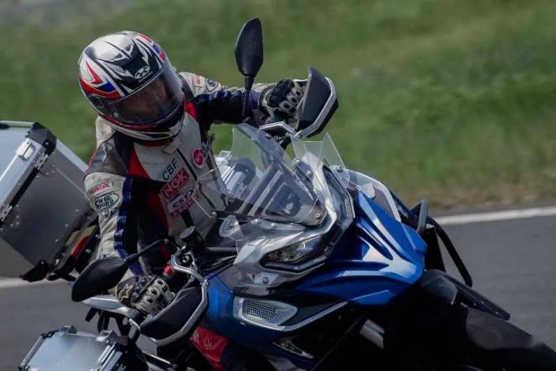 精品国产午夜福利精品推荐 还是精品精品轻松搞笑