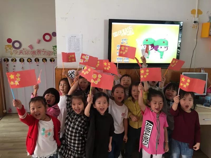 养女家庭的秘密啄木鸟电影 家庭我很乐意为您提供帮助