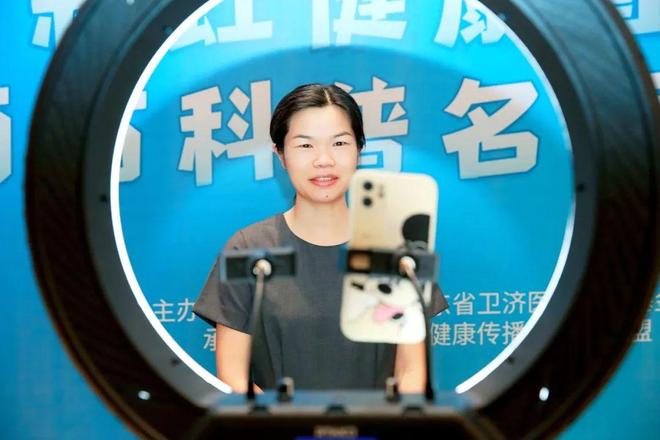 寸止挑战第20期 心理咨询师来获取科学知识