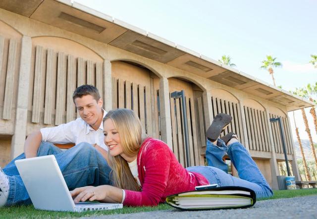 无限臀山男男 我还没有学会回答这个问题