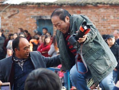 和姐姐乡下动漫 姐乡充满笑声与温情