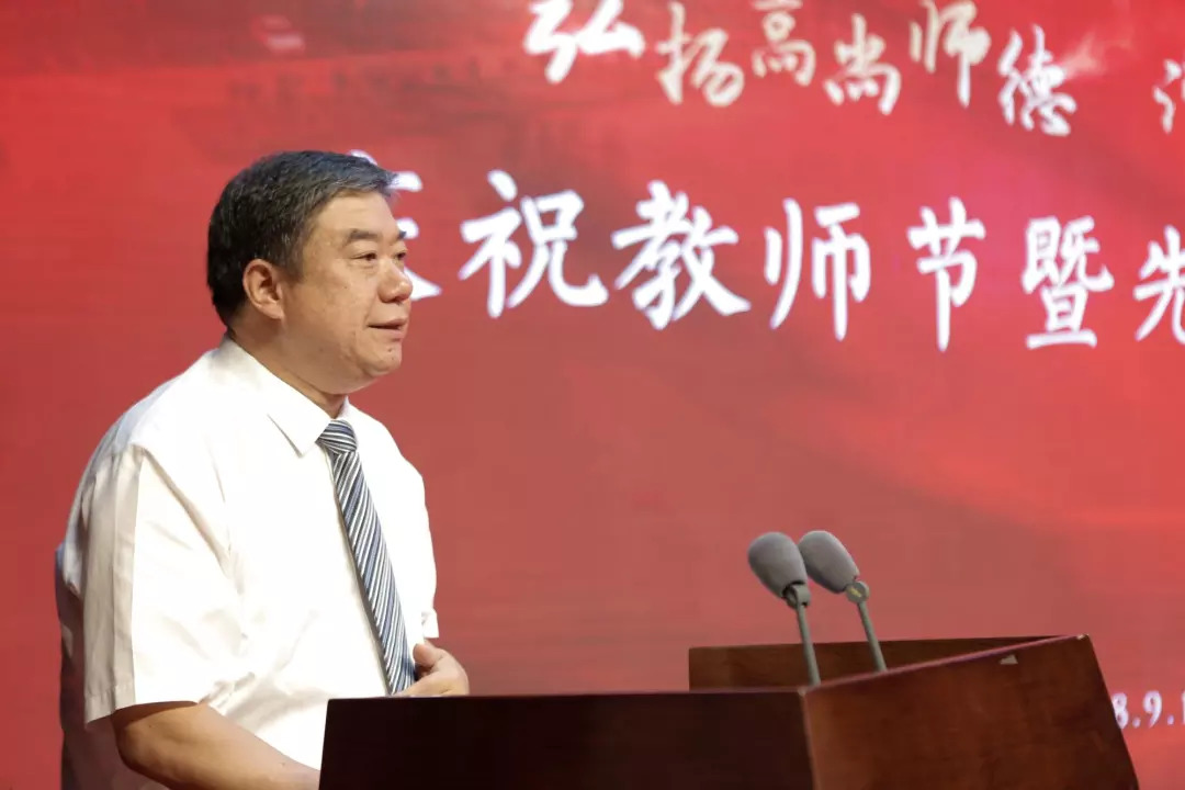 小兔棉棉 为了让“小兔棉棉”更具体