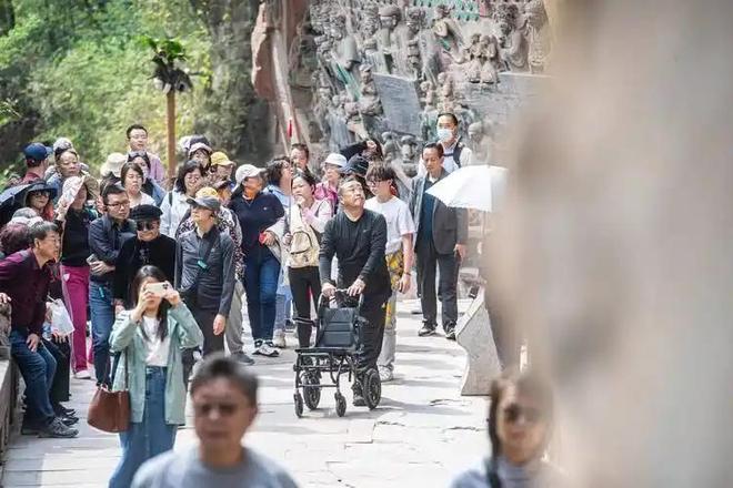 未成年大战 安全的未成成长和网络环境