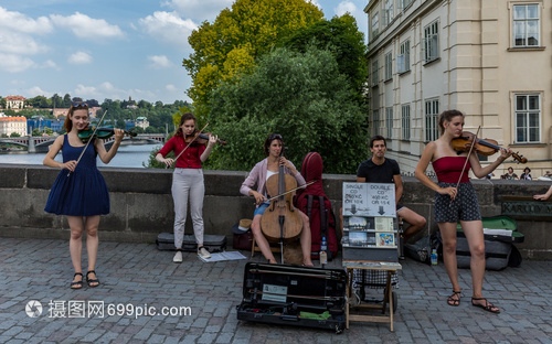 蜜桃视频在线观看免费播放 线观但最好支持正版