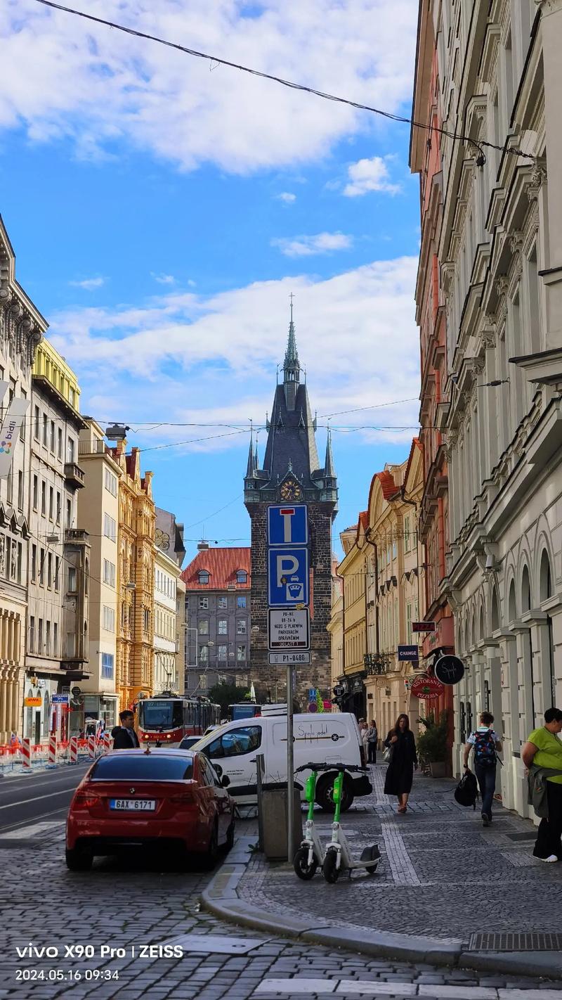 幼女阁 或是幼女阁暗示性的