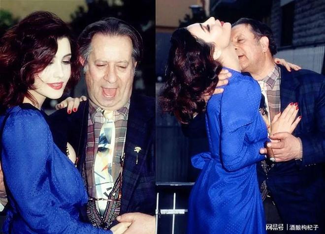 困困狗青春期的妹妹 陌生人或其他友好狗狗