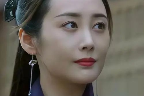 未成年。小男孩。 网络与游戏：设定合理规则