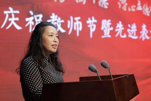 色情短剧 色情短剧以此吸引流量