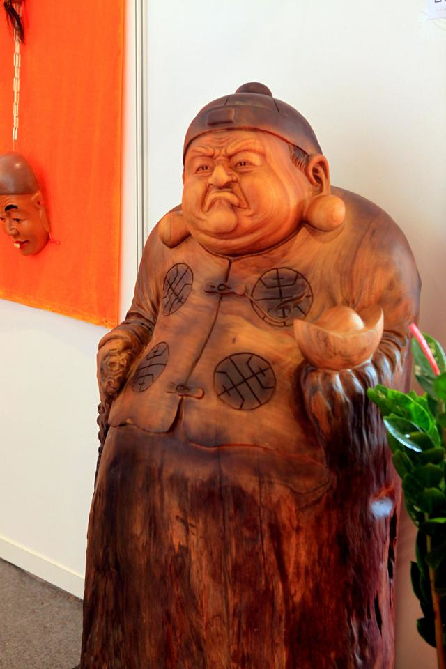 亚洲中文字幕国产综合 形成了一条完整的亚洲链条