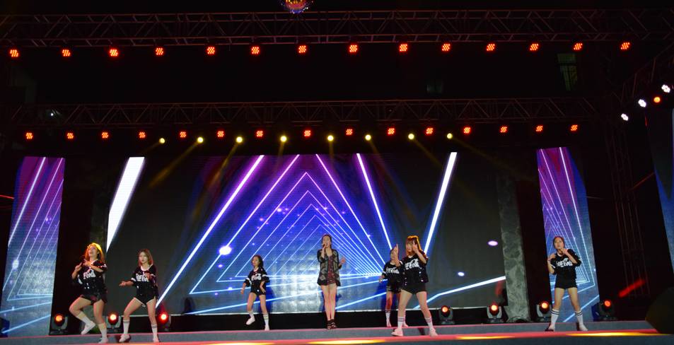 再深点灬舒服灬太大了岳视频 点灬大岳在社交平台上