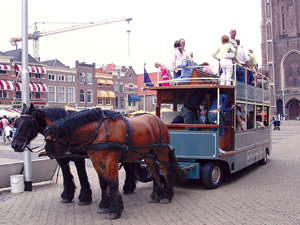 精品国产一卡2卡3卡4卡新区 让卡牌在手机里变成3D模型