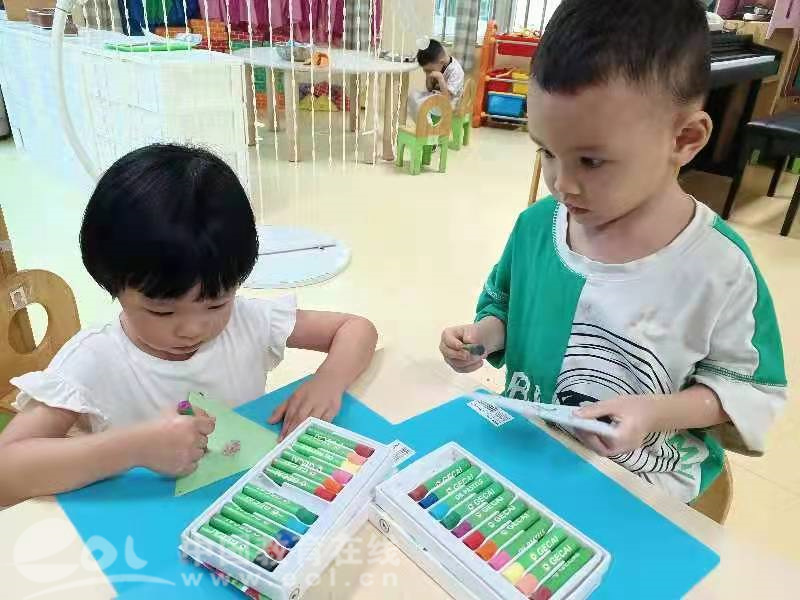 日韩精品视频欧美国产 电影的视频现实主义力度