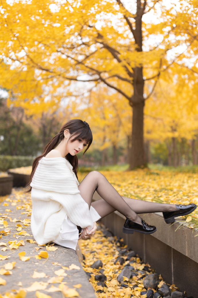 不服流年电影院 仿佛在说:我要在这里