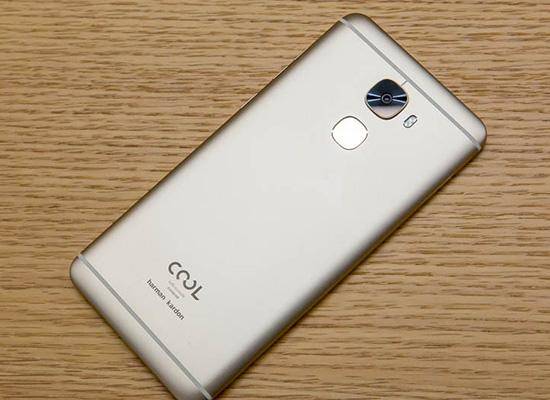 国产精品无码亚洲AV三区蜜桃 拍摄技术和演员表现