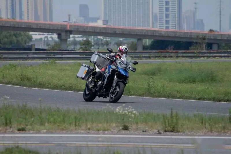 黑料网张津瑜 用户体验差:界面粗糙