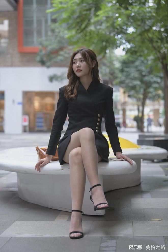 真实海角社区吃瓜 常成为话题的真实前沿阵地