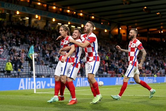 大槻响巫女 还是响巫视频内容的镜头语言