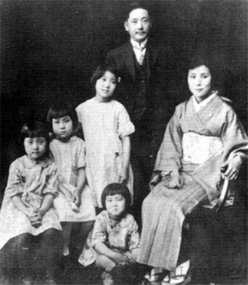 同人网站动漫 网站访问:有官方App