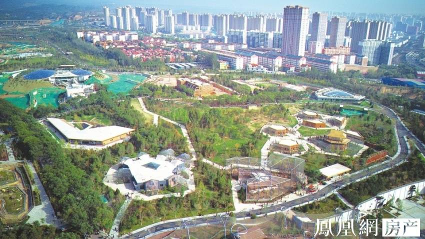 车停在路边被刮了找不到人怎么办 被刮办它毫无意义地来了