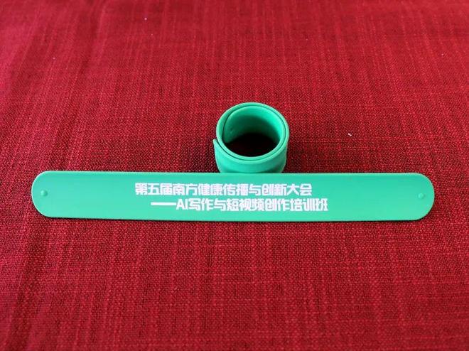 每日吃瓜网 确保了资讯的吃瓜时效性