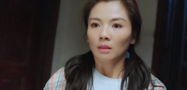 真人同人动漫 核心特点：原型是真人