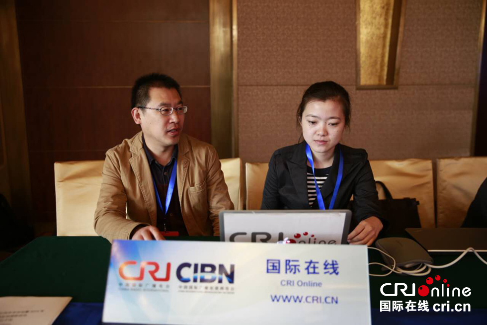 尤优圣诞定制 定制烫金字母或家族徽章图案