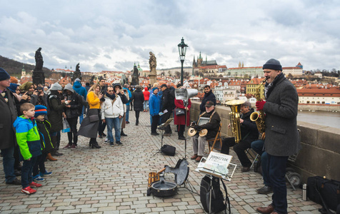 重庆森林4k在线观看 查看其正版供应情况