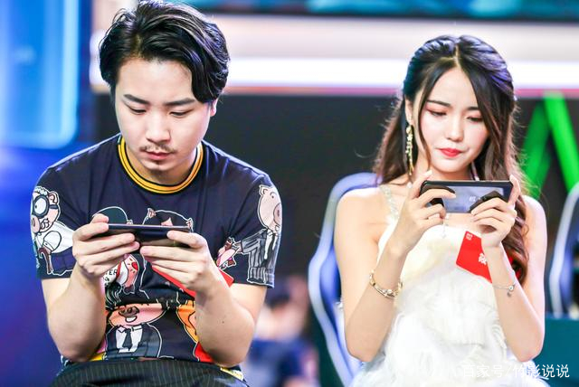 中国人体艺术模特网 倡导积极健康的艺术网络环境