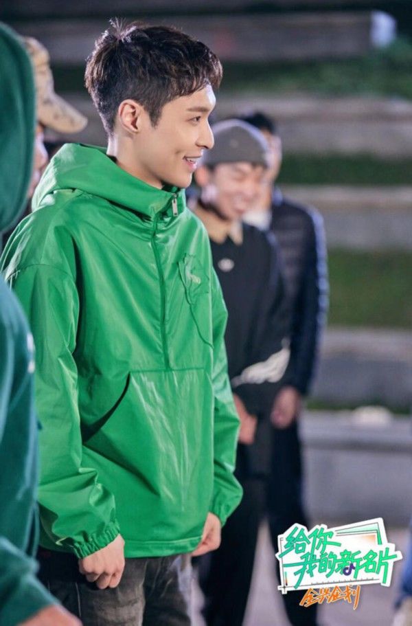 言言抱枕充电视频