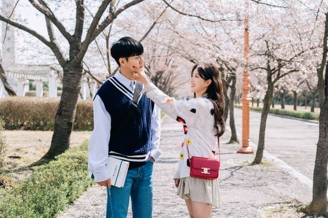 哎呦视频在线播放WWW手机版 它提供了多种清晰度选项