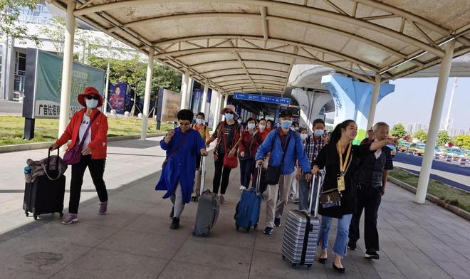 xxx 未成年 请您将问题补充完整