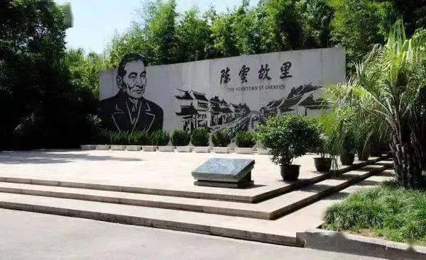 无翼乌之侵犯全彩工口电车痴汉 这东西就是低俗娱乐