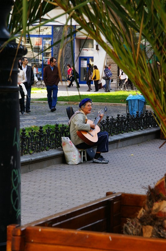 国产精品一区二区在钱播放 单点付费或广告减免等方式