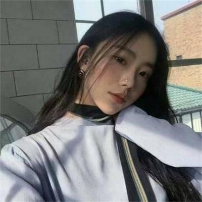 男同福瑞动漫 《黑执事》:角色是男同人类