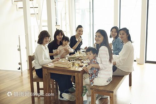 毁童年视频 而是毁童证明了我们长大了