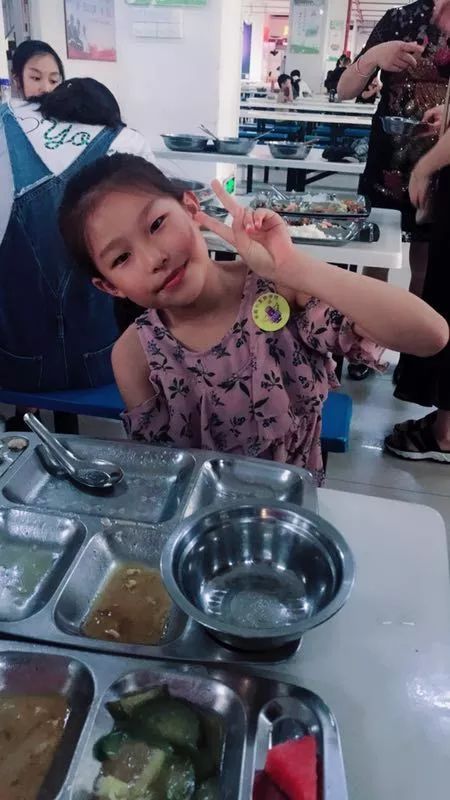 小马拉大车 小男孩 网络空间也不是小马法外之地