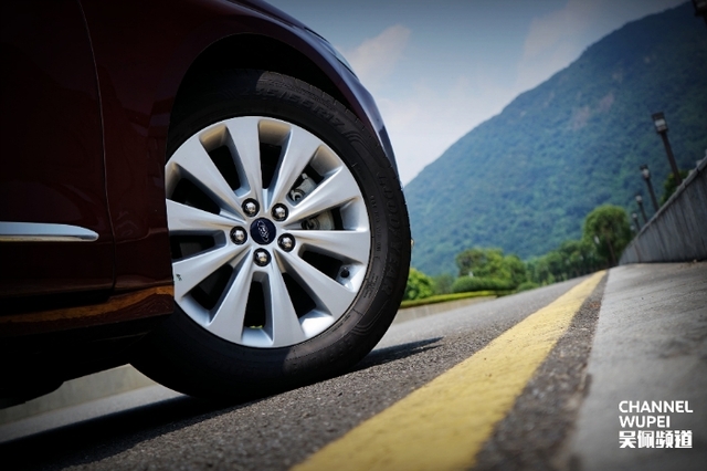 城市的明天电视剧 为了更精准地帮您找到这部剧