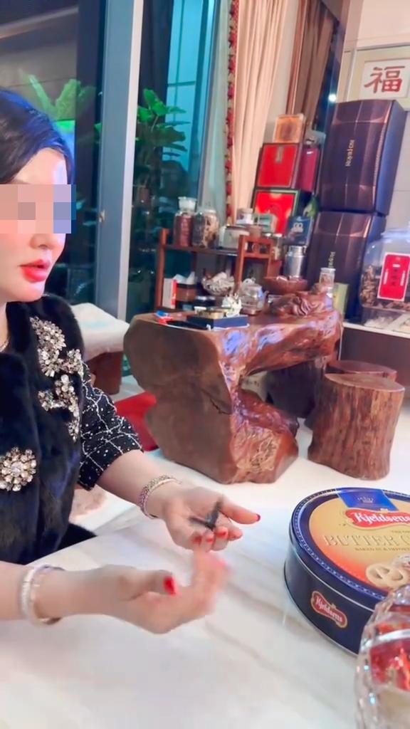 玩偶姐姐花絮 玩偶我非常乐意为你提供帮助